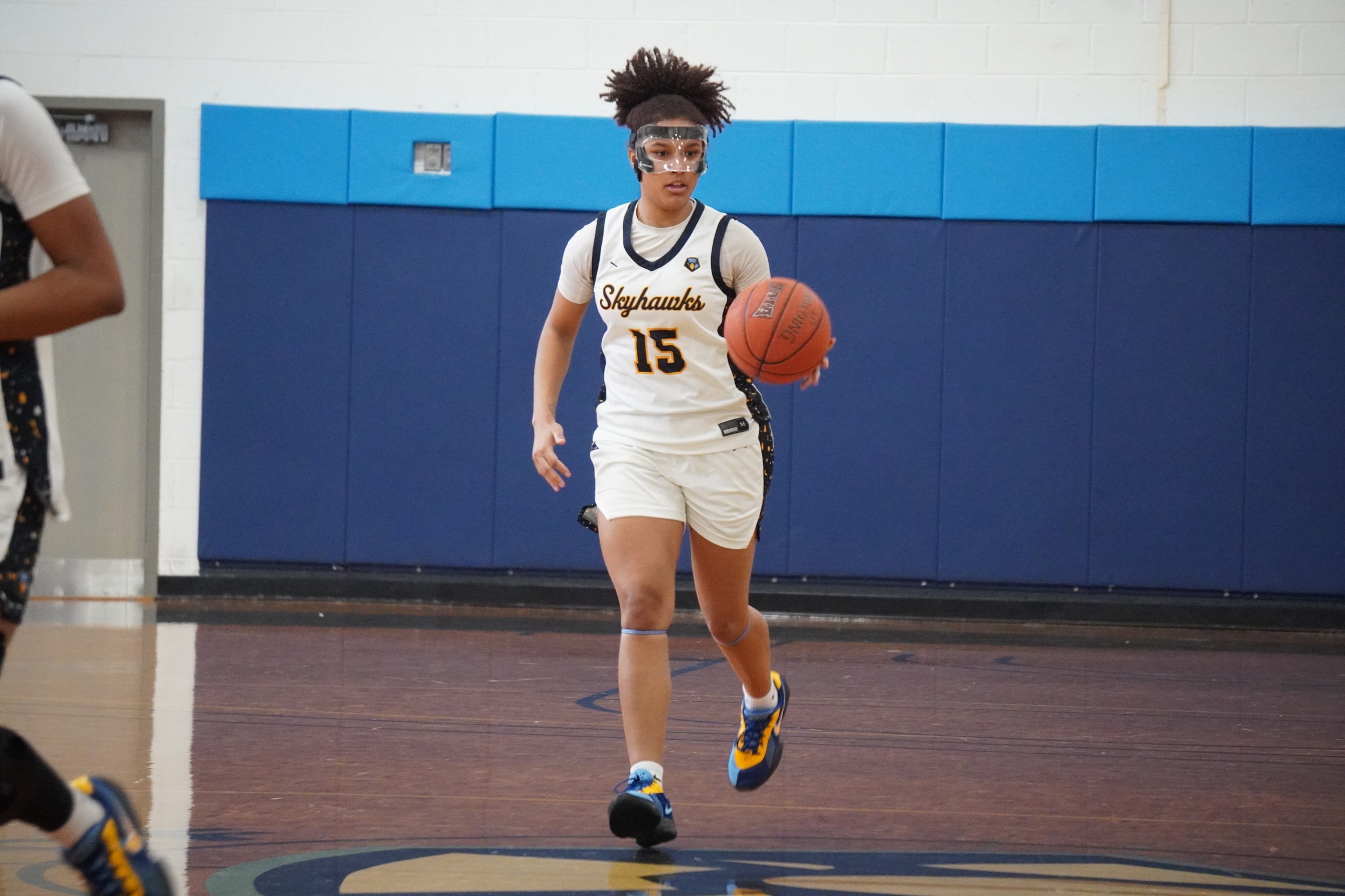 Toppers Top Skyhawks Monday